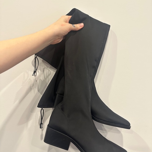 NWT Over the knee, stretch material , fitted, square toe, tech foam insole - Picture 3 of 9